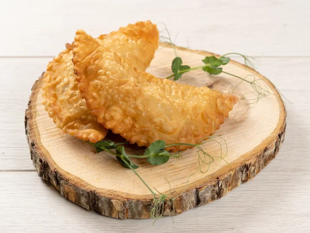 Чебурек с сыром