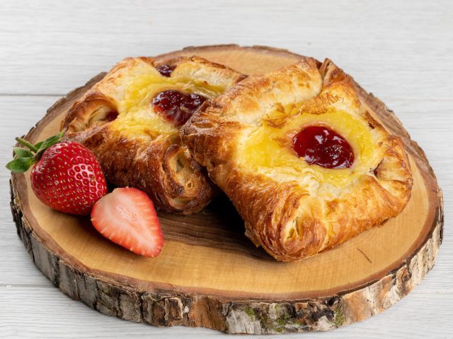 Слойка с клубничным конфитюром — изображение 2