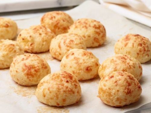 Сырная булочка