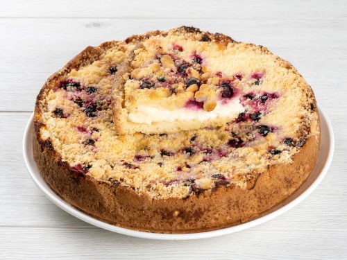 Пирог творожный с клюквой