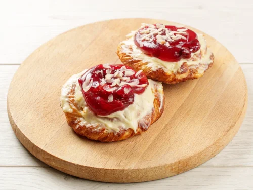 Вензель с вишней 150г