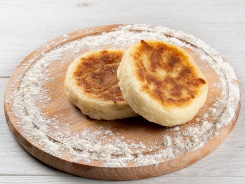 Лепешка Итальянская с моцареллой и вялеными помидорами