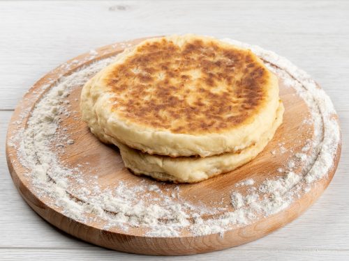 Лепешка сырная с картофелем и грибами