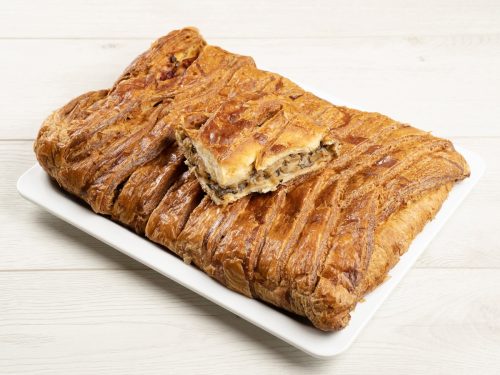 Пирог с курицей и грибами