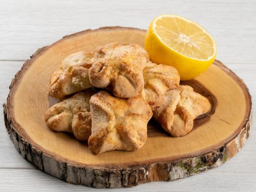 Печенье песочное с лимонной начинкой